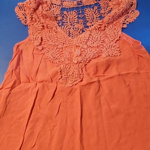 Alya tank top crochet style top - Picture 1 of 4